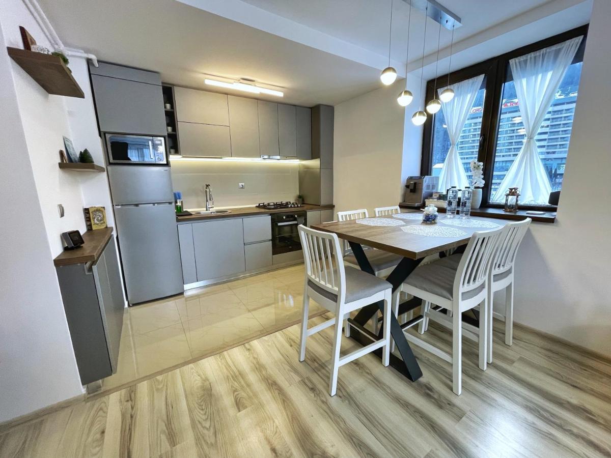 Perfect View Apartment Sinaia Luaran gambar